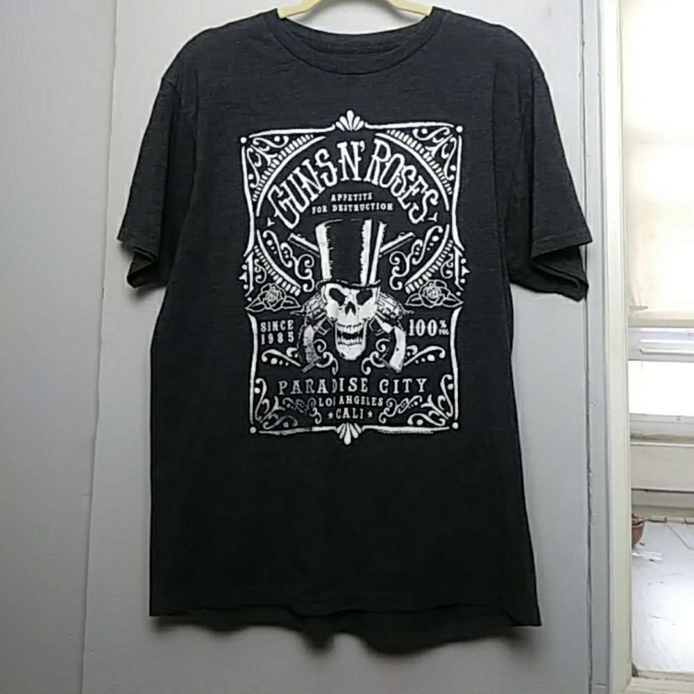 Guns and Roses Short Sleeve T Shirt Large